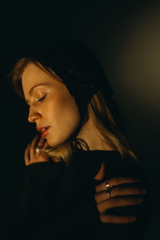 portrait,moscow,russia,bw,портрет,москва,россия,женскийпортрет,модель,model photo preview