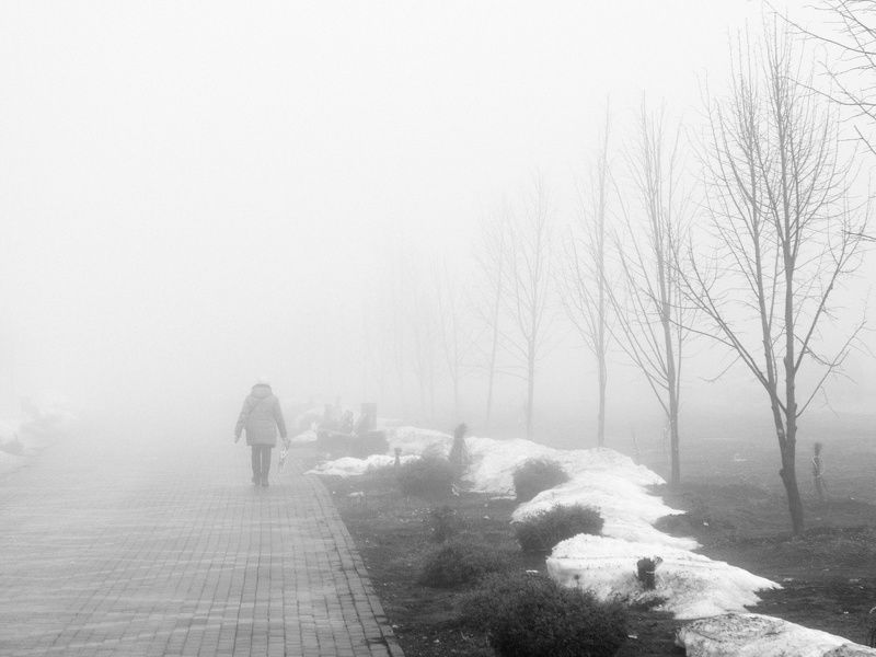 туман, весна, город Уходяphoto preview