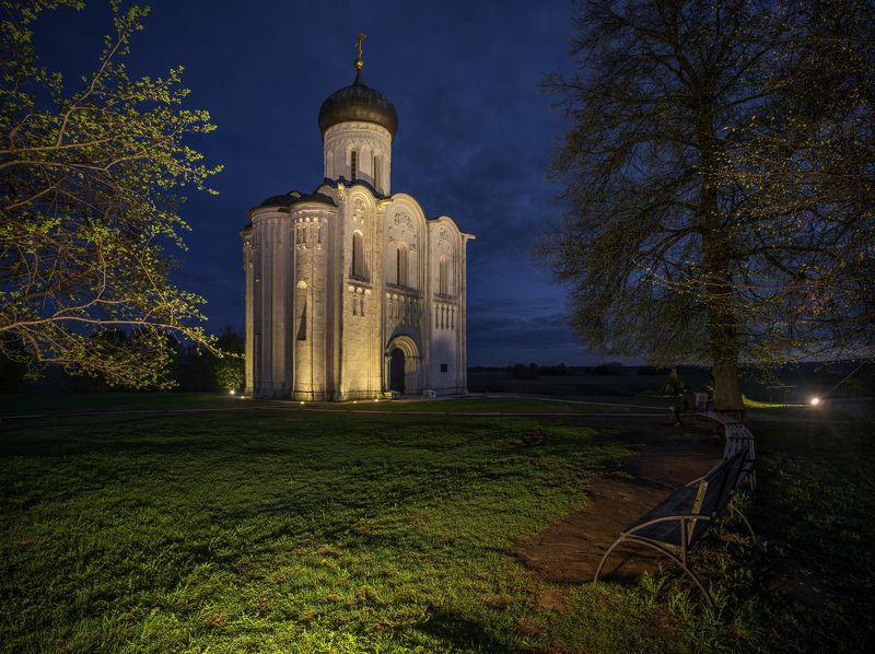 покрова на нерли, боголюбово И вечер, и утро у Покроваphoto preview