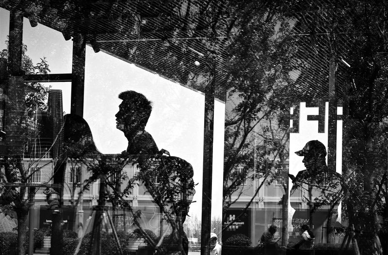 street,street photography photo preview