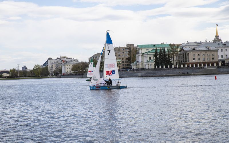 Парусная регата на Исетском прудуphoto preview