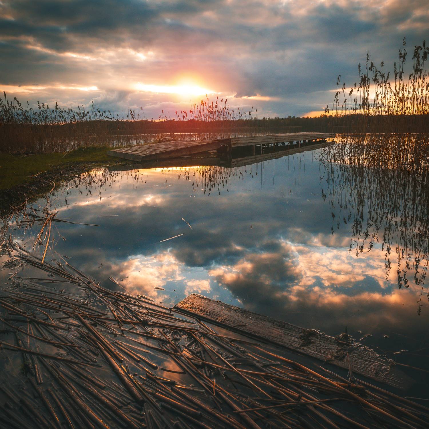 Sun over Lake. Автор: Olegs Bucis , Olegs Bucis