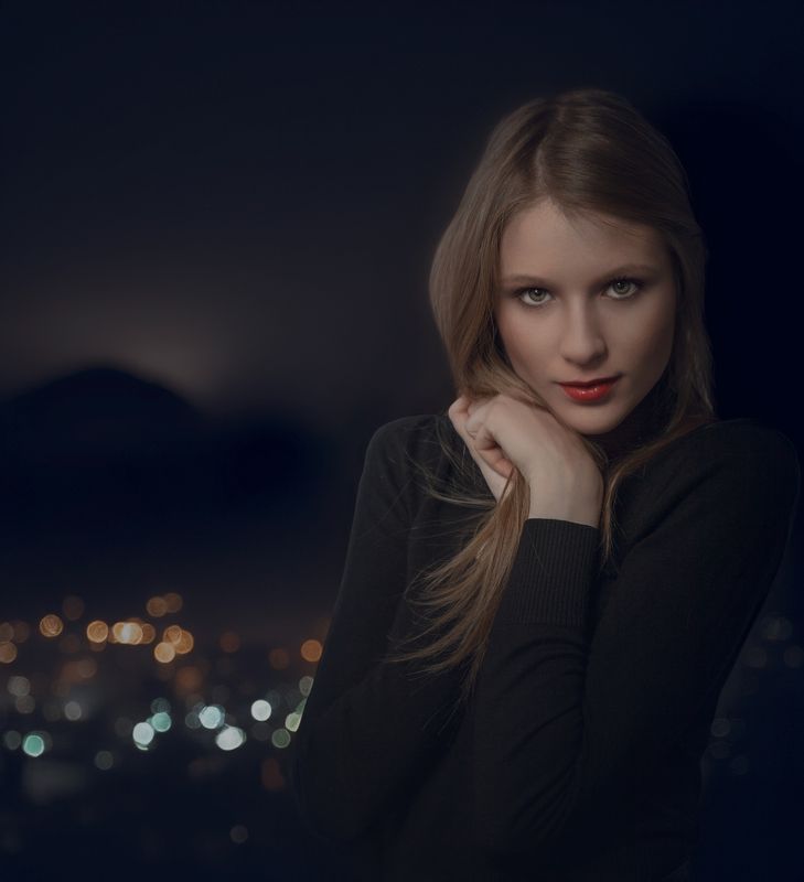 ночной портретphoto preview