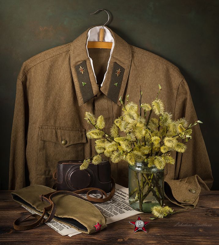 гимнастёрка,фуражка,военный,победа,верба,печатная машинка,фэд, пистолет Победный май.С праздником!!photo preview