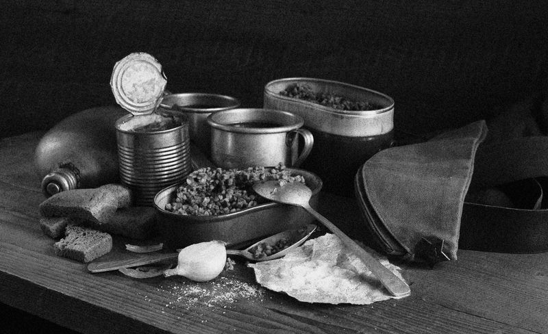 В землянкеphoto preview