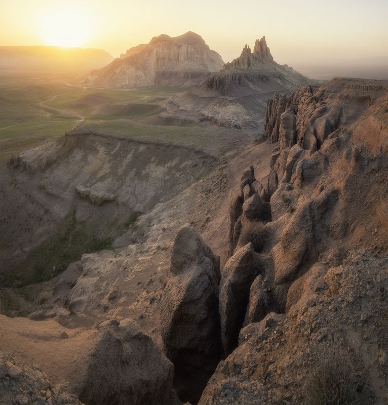 Казахстан, Айракты, Мангистау, весна, закат, СергейАлтушкин Закат в долине замков Айракты фото превью