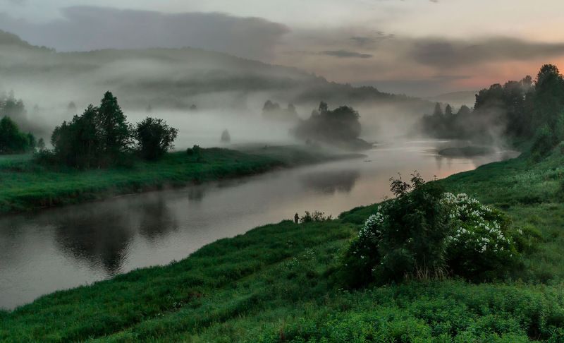 Про рыбака и белую сиреньphoto preview