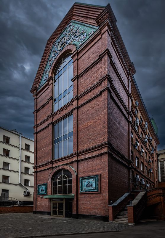 архитектура, москва ,история Здание бывшей ювелирной  фабрики Лориеphoto preview