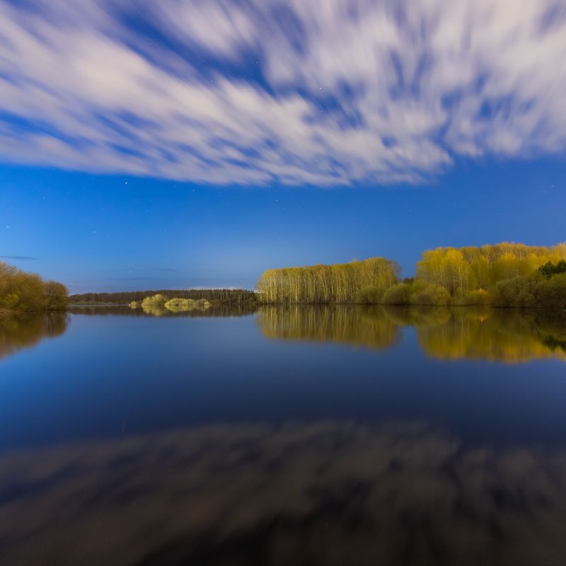 ночь, отражения, вода, деревья, облака, небо, звезды, тишина, Киров, Вятка, разлив, весна, май, кусты Тихая ночьphoto preview