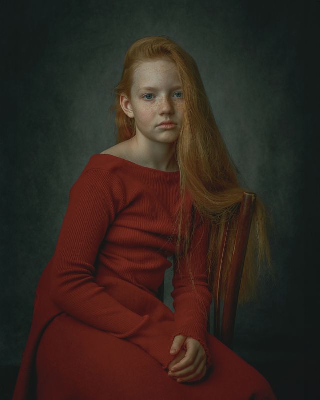 Красныйphoto preview