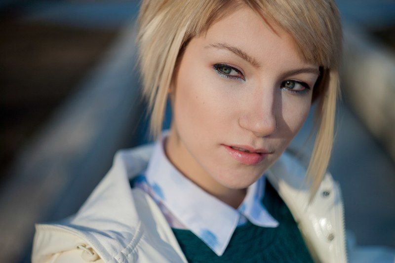 девушка, парк, весна, взгляд, линии, композиция, свет, тень фото, портрет Таняphoto preview