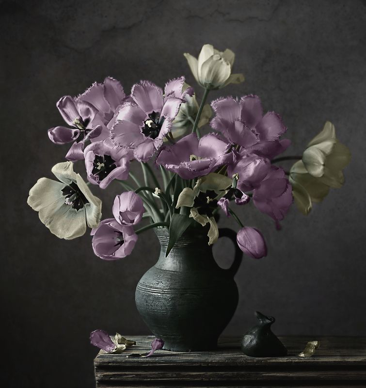 Атласные лепесткиphoto preview