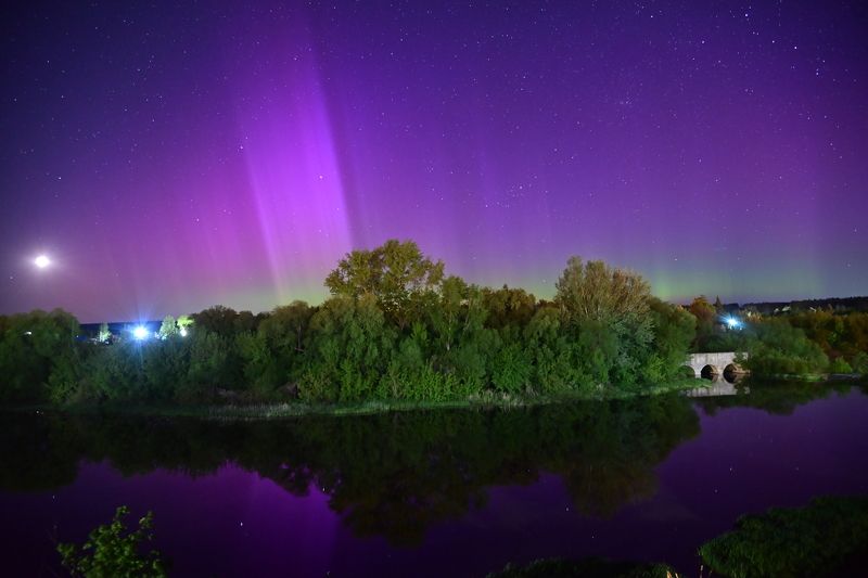nikon никон Z5 nature весна фотография красота фото world северное сияние aurora полярное astronomy астрономия река небо звезды огни river sky lights moon луна месяц май may photo preview