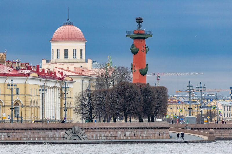 санкт петербург, город на неве, нева, стрит, уличное фото, репортаж, интервью, стрелка васильевского острова Интервью у Невы.. фото превью