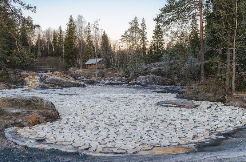 рускеала Предзимье на Ахинкоскиphoto preview