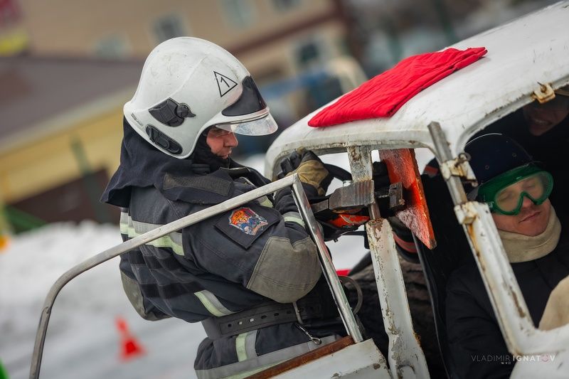 Соревнований по проведению аварийно-спасательных работ при дорожно-транспортных происшествияхphoto preview