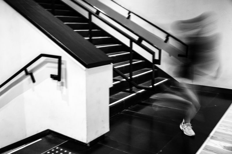 Она успела убежать фото превью