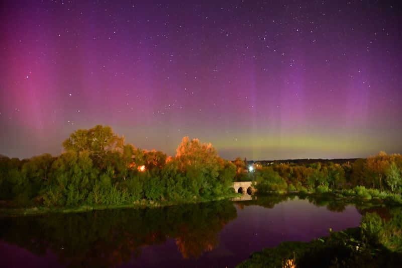 nikon никон Z5 nature весна фотография красота фото world северное сияние aurora полярное astronomy астрономия река небо звезды огни river sky lights moon луна месяц май may photo preview