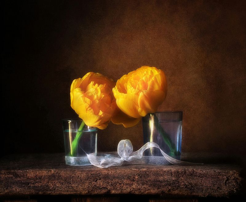 весна, тюльпаны, натюрморт  Тайна жёлтых тюльпановphoto preview