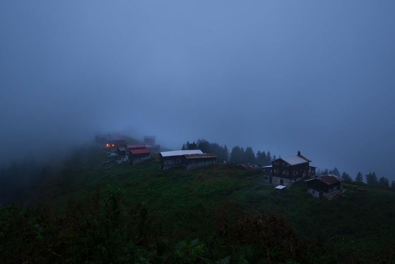 туман, горы, деревня, вечер Туманный вечерphoto preview