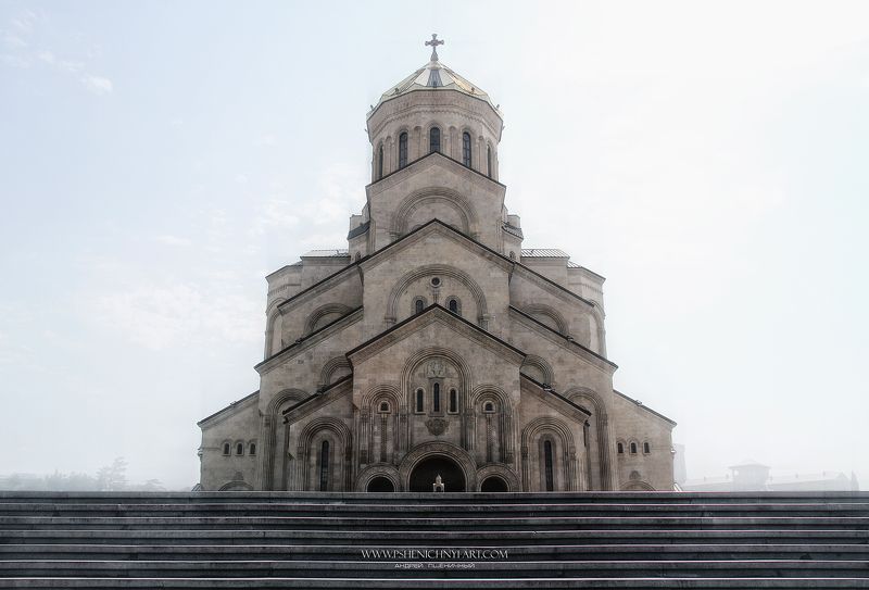 архитектура, городской пейзаж, собор, история, тбилиси, грузия Собор Святой Троицыphoto preview