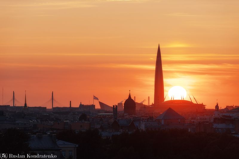 санкт-петербург, закат, лахта-центр, лахта, небоскреб, прострел, зенит арена, газпром арена, казанский собор Закат над Санкт-Петербургомphoto preview