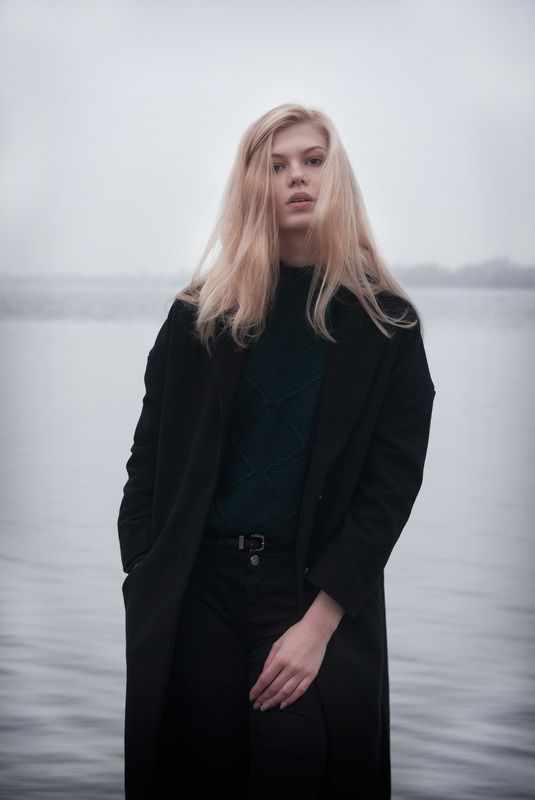 портрет, девушка, блондинка, осень, река, холод, beauty, portrait, girl, blonde, river, cold, autumn Аннаphoto preview