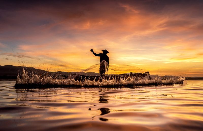 net; wallpaper; thailand; burma; tropical; river; travel; chaingmai; sunrise; province; pattaya; myanmar; lake; people; poor; balance; bangkok; asia; poverty; kayak; tradition; blue; laos; sunset; sukhothai; sky; boat; tourism; vintage; water; nature; job Fisherman in action when fishing in the lakephoto preview