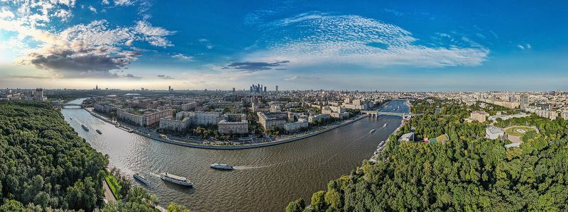 Москва, вид на Парк культурыphoto preview