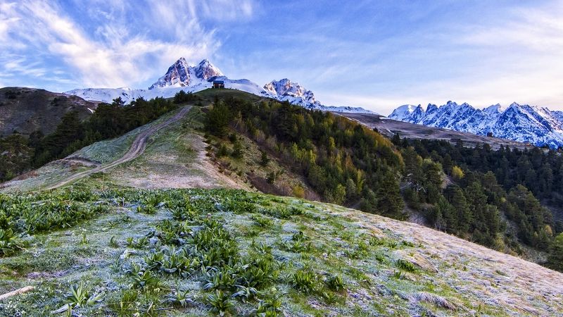 гора ,рассвет,холодно. Ушба-суровая гора грузинской Сванетии.photo preview