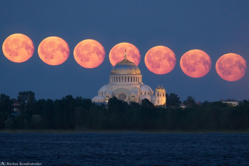 санкт-петербург, луна, полнолуние, восход луны, прострел, заход луны, морской собор, секвенция Секвенция Захода Луны за Морским Никольским соборомphoto preview