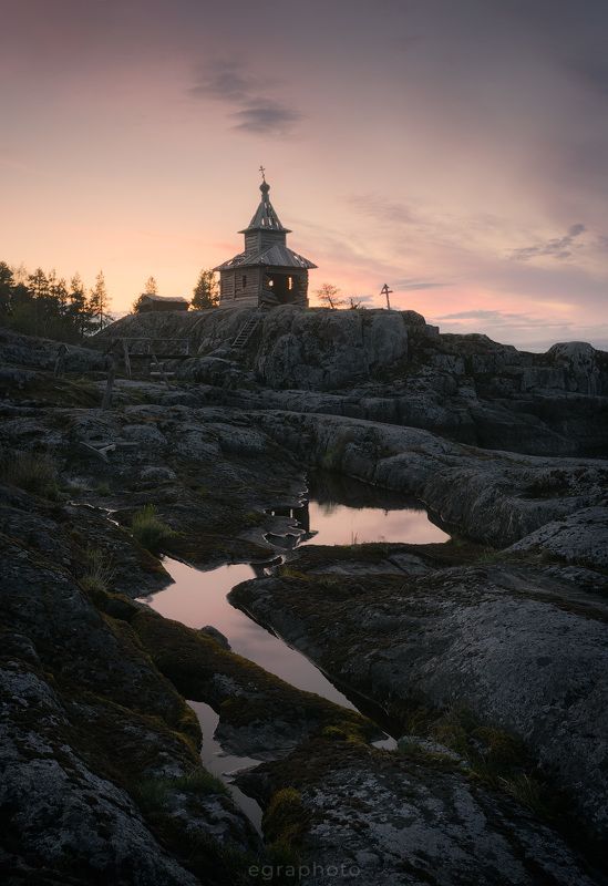 есусарет, ладога, ладожское озеро, карелия, россия Есусарет. Крест.photo preview
