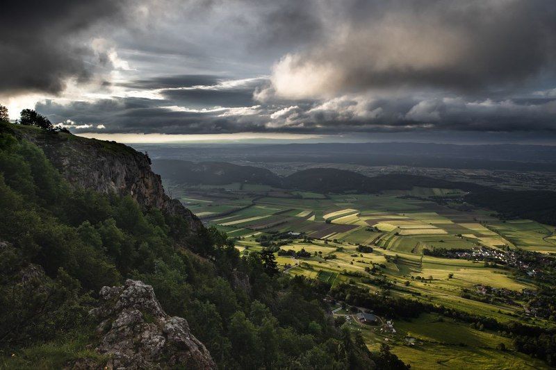#morning #crops #fields #clouds #sky #drama #mood #landscape #weather #colorful Morning viewphoto preview