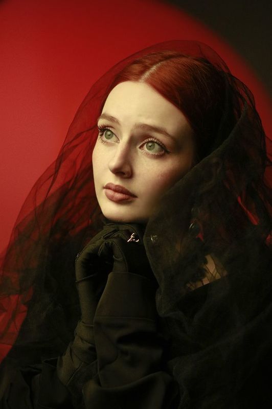 girl, model, fashion, studio, portrait, photography, fine art, модель, портрет, фотография Red nocturnephoto preview