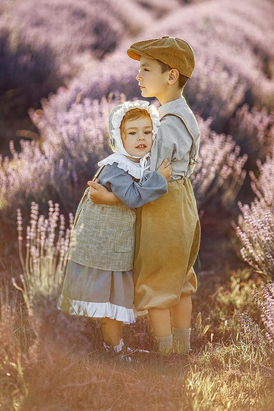 дети, лето, прованс, лаванда, детский портрет, фотограф в анапе, ретро стиль, кантри Старший братphoto preview