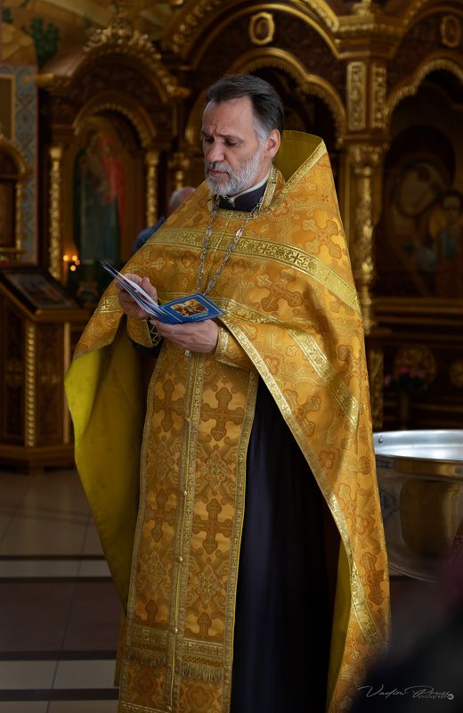 батюшка, храм, церковь, фотография, Калининград, служба,Свирин Вадим, 2024, priest, temple, church, photograph, Kaliningrad, service, Vadim Svirin Батюшка.photo preview