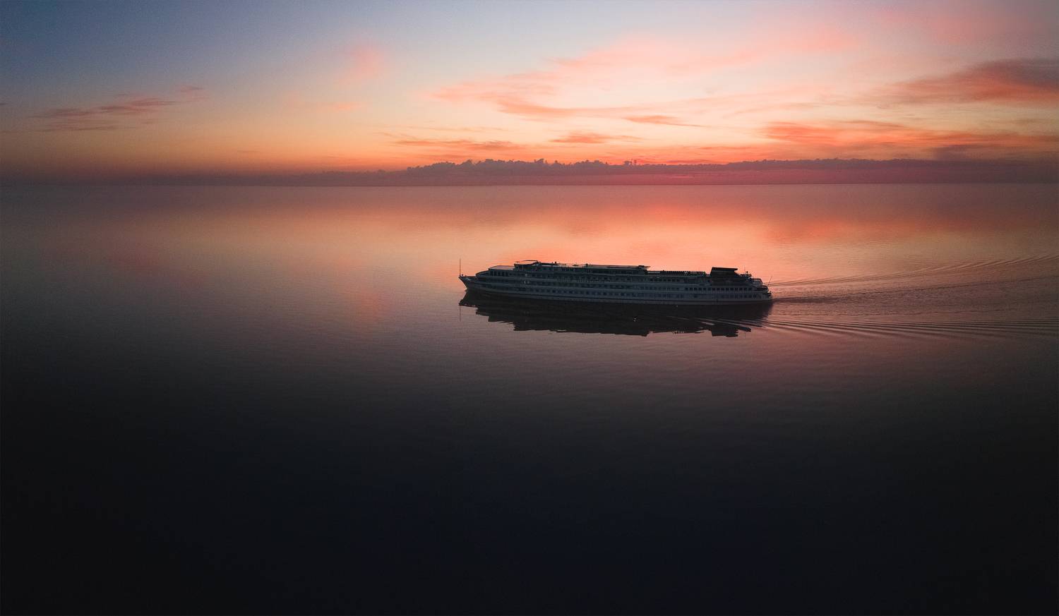ладога, ладожское озеро, теплоход, корабль, рассвет, озеро, небо, Потапов Сергей