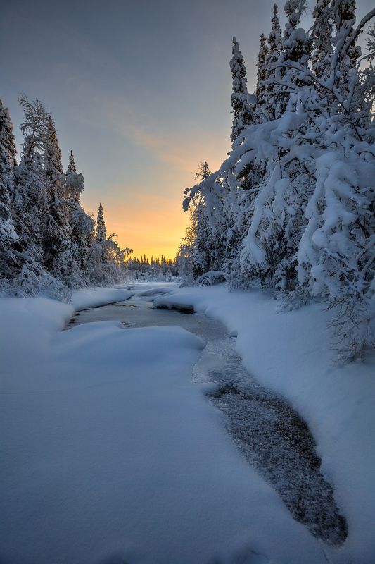 Скованная льдомphoto preview