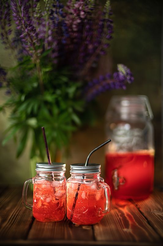 лето, жара, люпины, лимонад, натюрморт, оранжевый Лето, жара, люпины и лимонадphoto preview