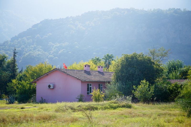 домик, горы, школа Домик в горахphoto preview