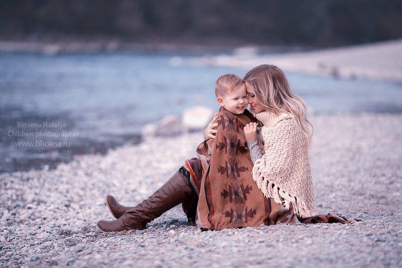 Берег, Девушка, Море На берегуphoto preview