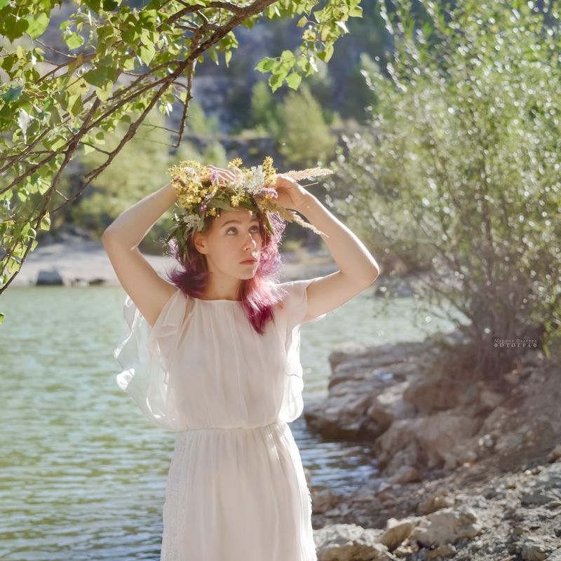 лето, девушка, иван купала Иванов деньphoto preview