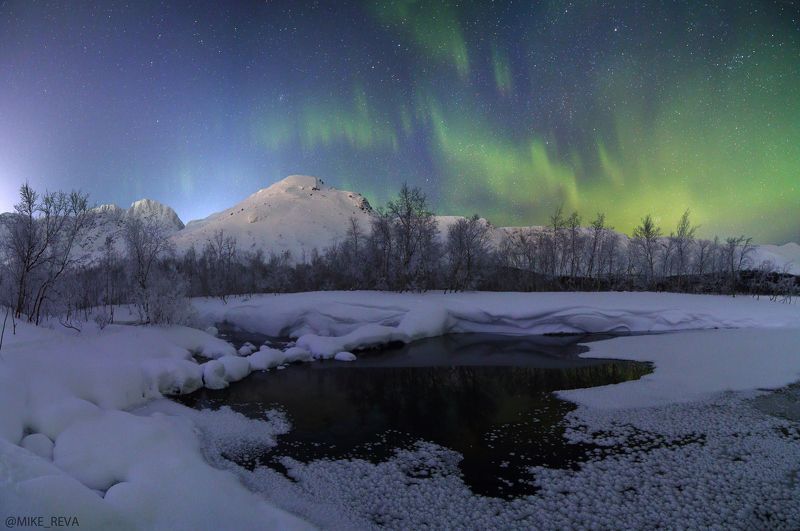 На берегу Вудъяврйока фото превью