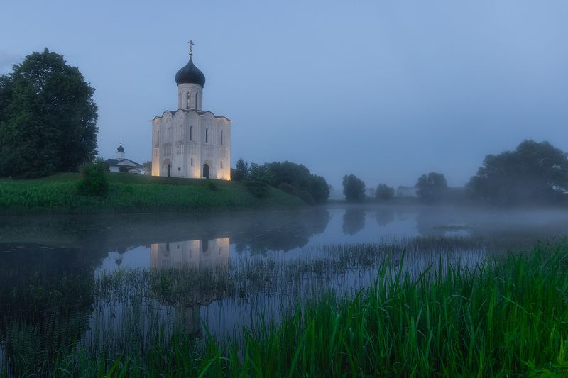 Вечер на Нерлиphoto preview