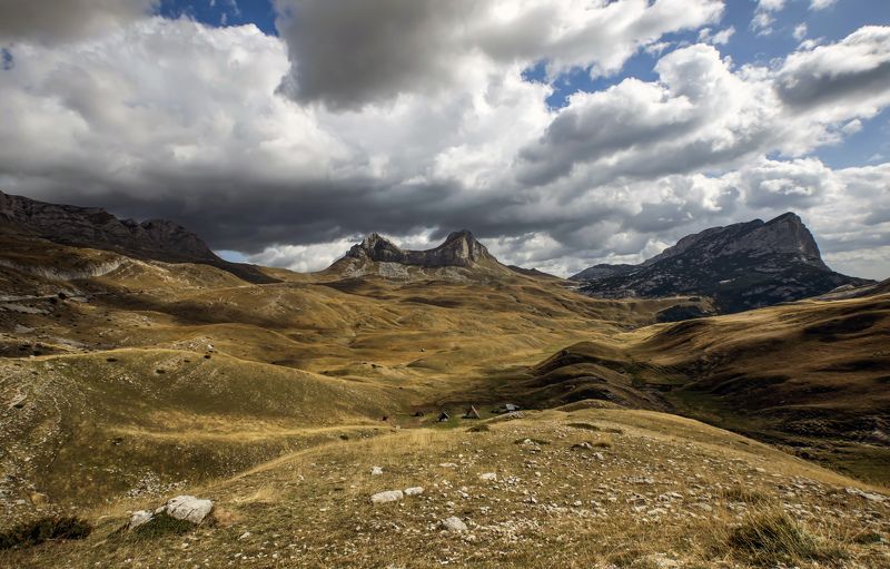 перевал седло,монтенегро Достать до небаphoto preview