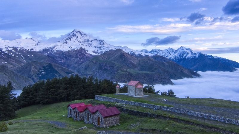 горы,там живут монахи Обитель монахов.photo preview