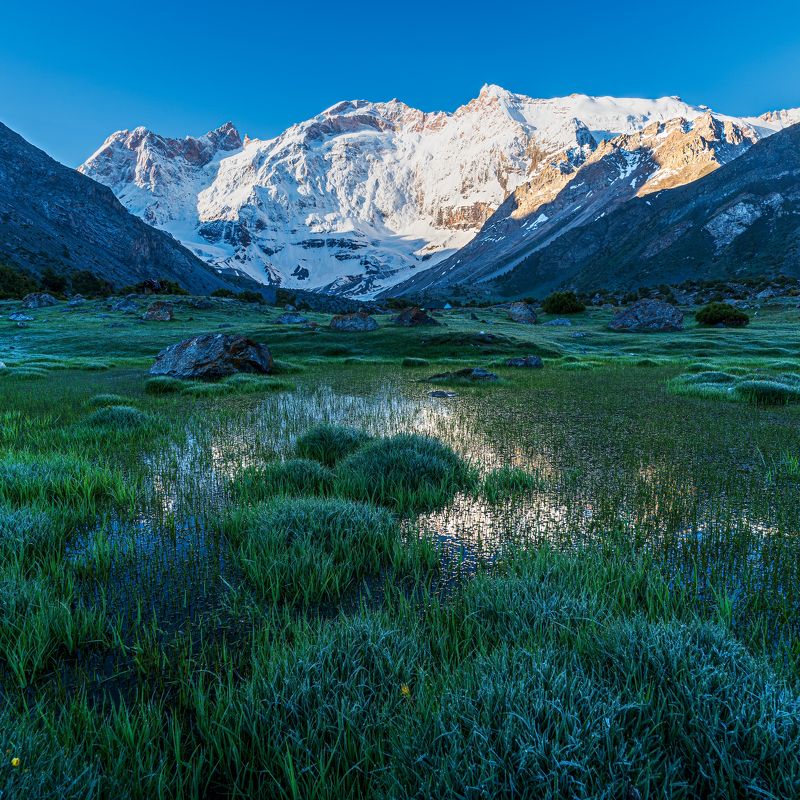 стена мирали, куликалонские озера, фанские горы, таджикистан, памир, памиро-алай Стена Мирали на рассветеphoto preview