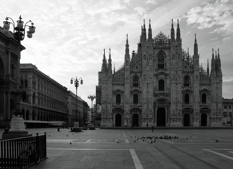 morning, architecture, symbol, duomo, facade, cathedral, temple, city, square Morningphoto preview