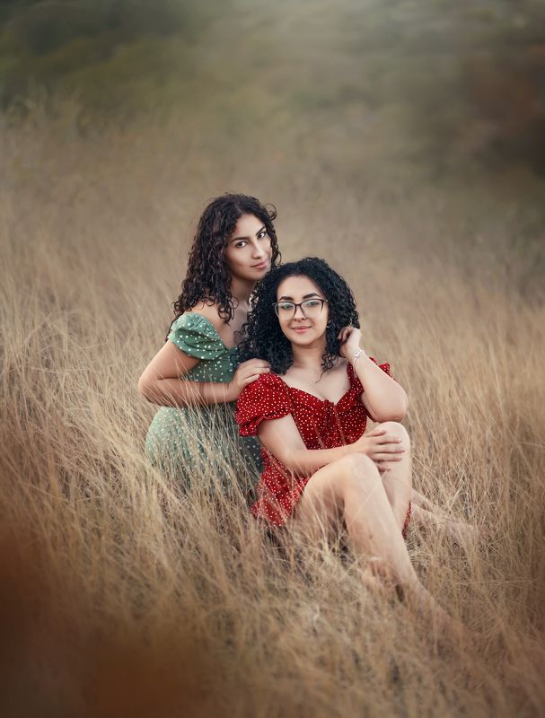 #FineArtPhotography #FemalePortraits #WomenInArt #ArtisticPortrait #ElegantPhotography #FineArtWomen #FemaleForm #WomenInFineArt #ArtisticExpression #ClassicBeauty #FineArtPortraits #EtherealBeauty #FemaleFigureArt Sister photo preview