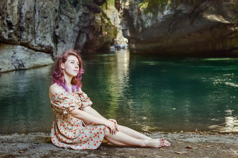 лето, девушка, горная река, теснина реки белая, адыгея Чудесный день на берегу рекиphoto preview